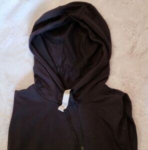 Lululemon Stonger Than One Sleeveless Hoodie